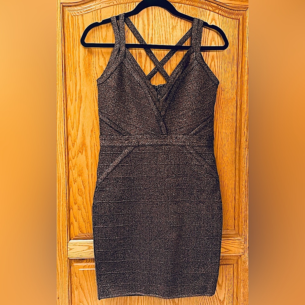 “Guess” Body Con Dress size L